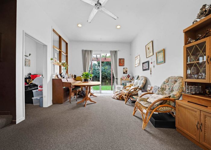  at 274 Royal Road, Massey, Waitakere City, Auckland