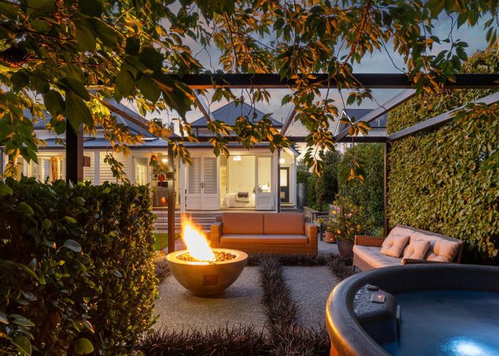  at 28 Knowles Street, Merivale, Christchurch City, Canterbury