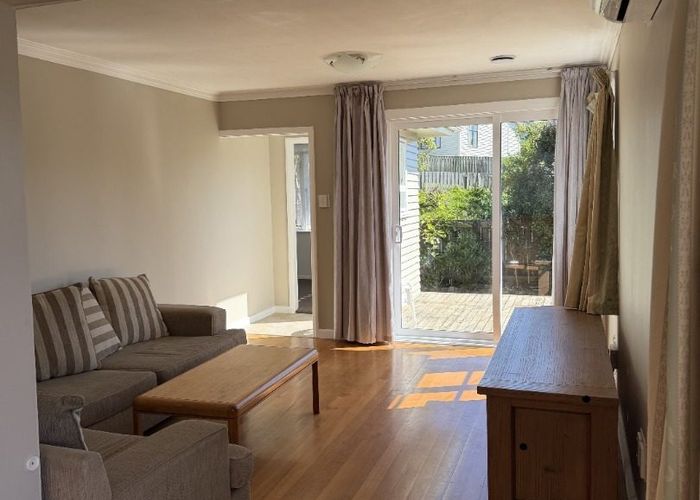  at 15 Lyndfield Lane, Newlands, Wellington, Wellington