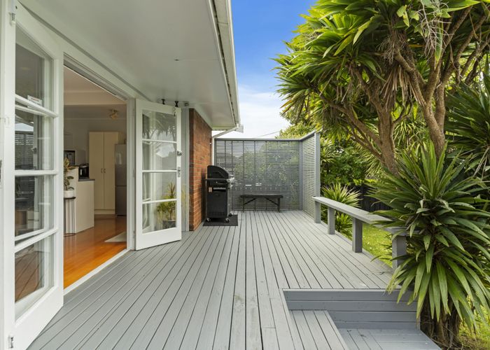  at 1/50 Tawa Road, Onehunga, Auckland