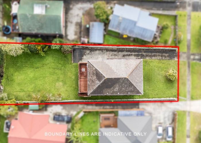  at 922 East Coast Road, Browns Bay, North Shore City, Auckland