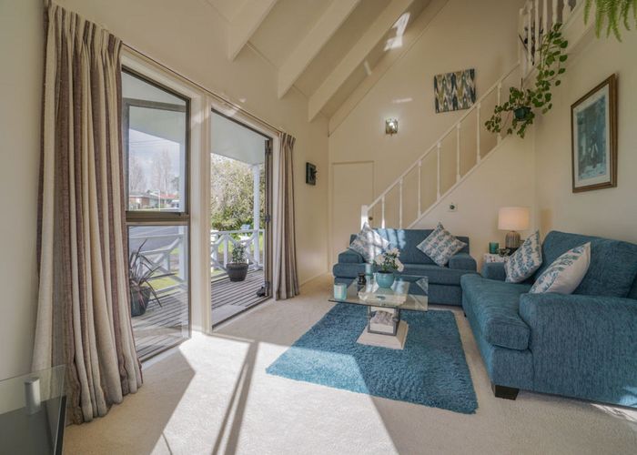  at 1/208 Rangatira Road, Beach Haven, Auckland