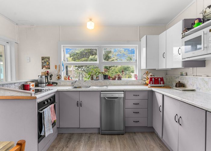  at 10 Franklin Road, Paparoa