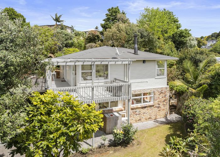  at 71 Hendry Avenue, Hillsborough, Auckland