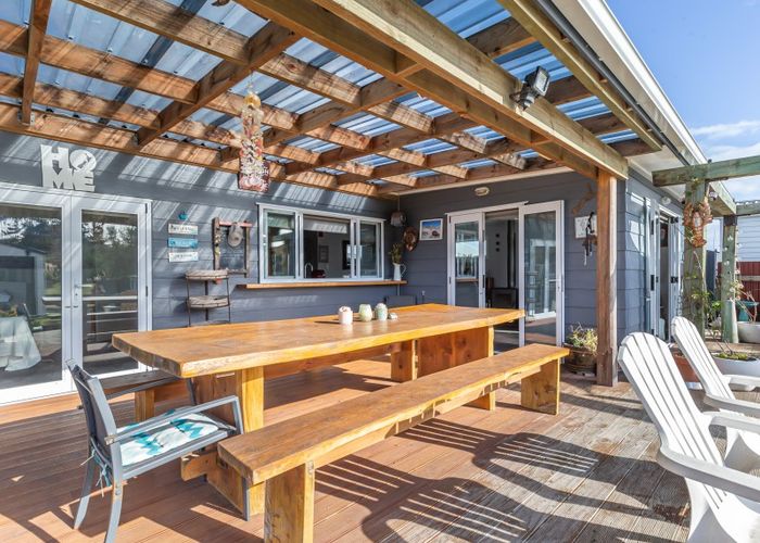  at 50 Koputara Road, Himatangi Beach