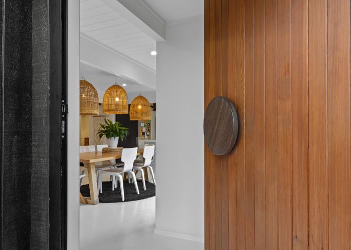  at 2/9 Tainui Street, Torbay, North Shore City, Auckland
