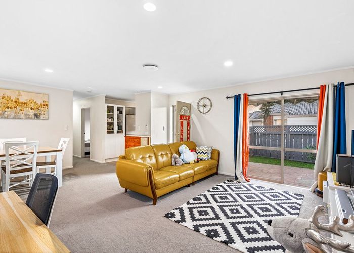  at 19A Pomaria Road, Henderson, Waitakere City, Auckland