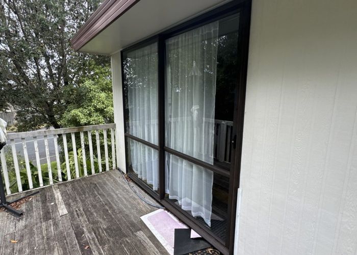  at 2 Jumento Place, Unsworth Heights, North Shore City, Auckland