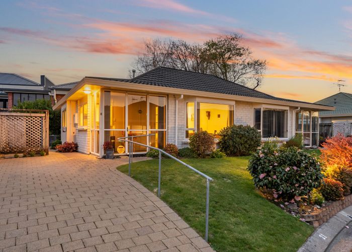  at 27/17 JOHN Street, TRENTHAM, UPPER HUTT