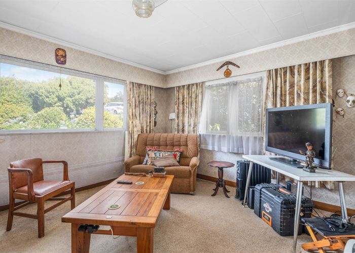  at 21 Tarawera Road, Johnsonville, Wellington