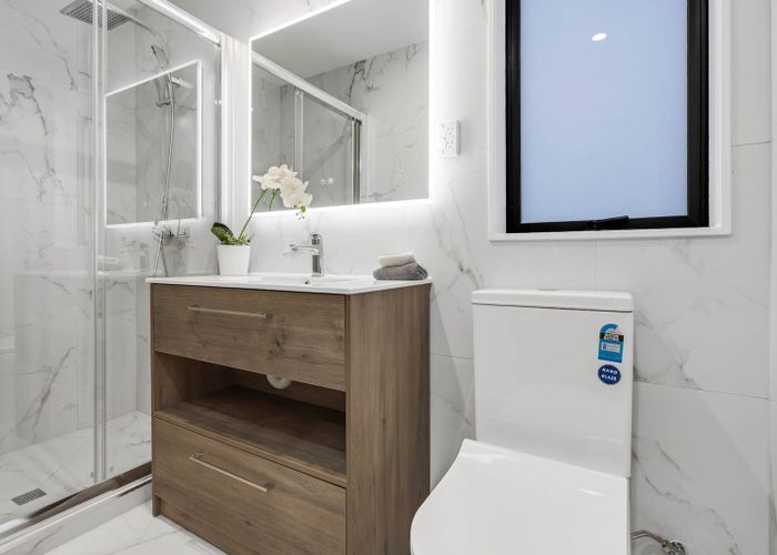  at 17B & E McCullough Avenue, Papatoetoe, Manukau City, Auckland