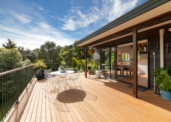  at 10 Aydon Road, Titirangi, Auckland