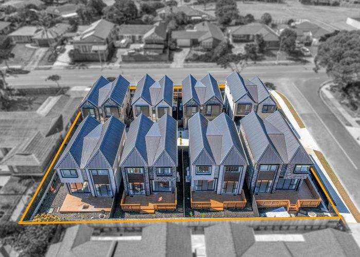  at 1C Galloway Crescent, Farm Cove, Manukau City, Auckland