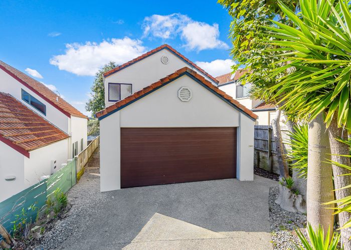  at 4 Parkwood Crescent, Gulf Harbour, Rodney, Auckland