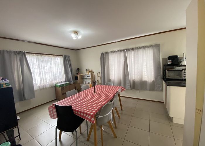  at 14 Sylvester Ave, Mount Roskill, Auckland City, Auckland