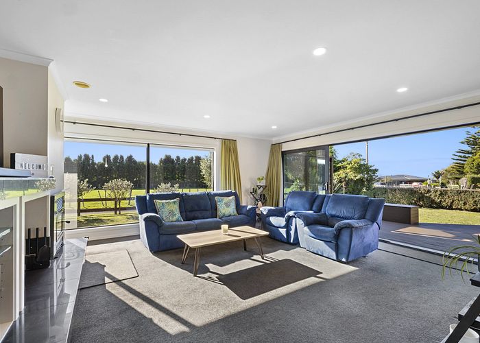  at 111 Queens Road, Glen Avon, New Plymouth, Taranaki