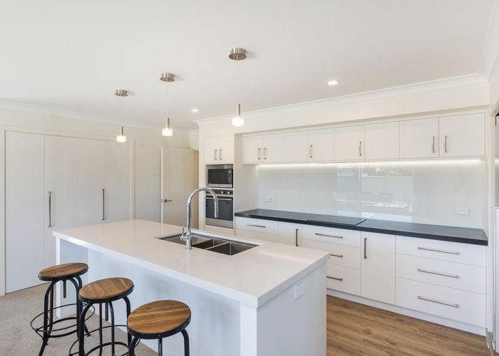  at 2 Hydrangea Lane, Milson, Palmerston North
