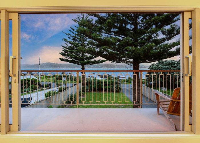  at 185 Breaker Bay Road, Breaker Bay, Wellington, Wellington