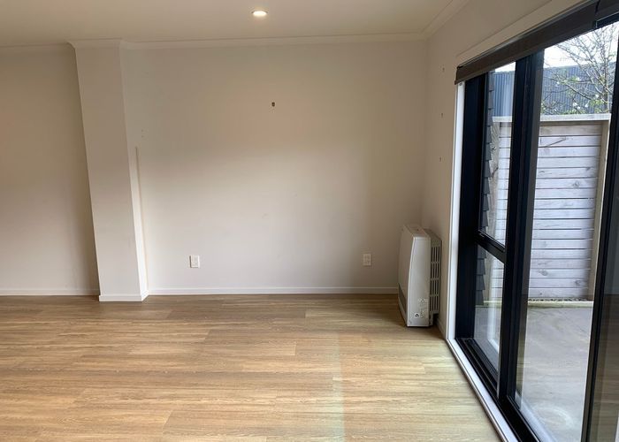  at 5/9 Surrey Street, Tawa, Wellington, Wellington