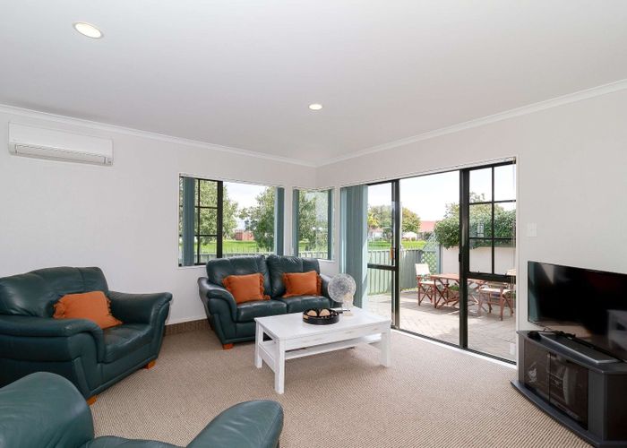  at 8/2A Spriggs Crescent, Greenmeadows, Napier