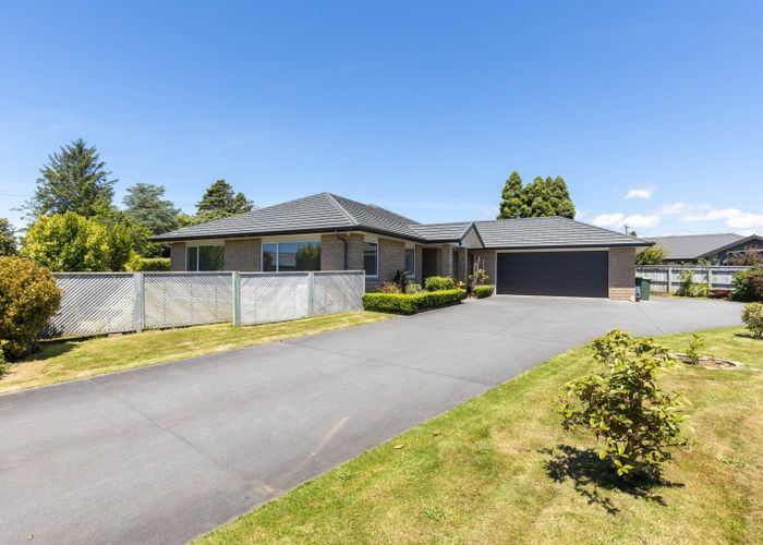 at 74 Fernbrook Drive, Hurworth, New Plymouth