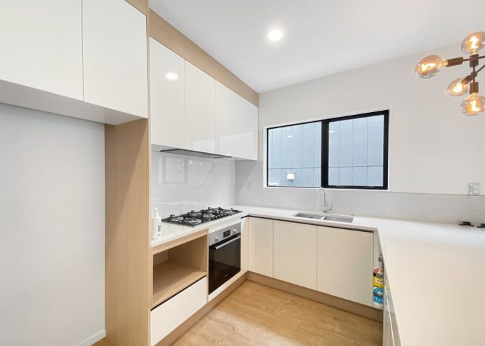  at 3B Frontier Lane, Flat Bush, Auckland