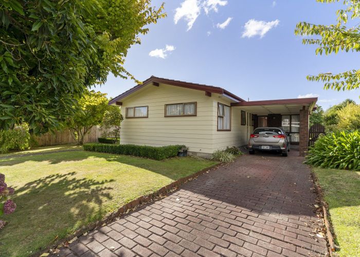  at 6 Brandon Street, Otaki
