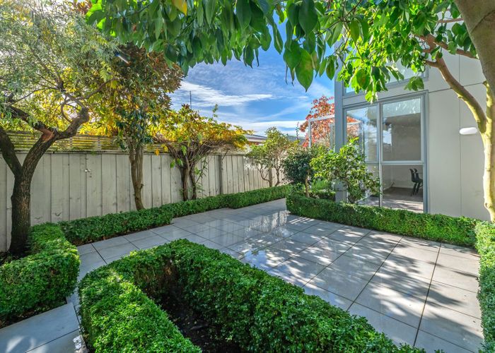  at 4/1010 Colombo St, St. Albans, Christchurch City, Canterbury