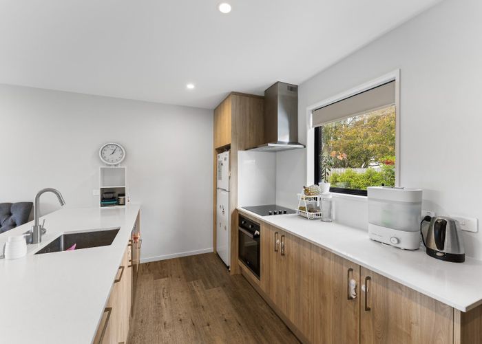  at Unit 2/57 Woodville Street, Edgeware, Christchurch City, Canterbury