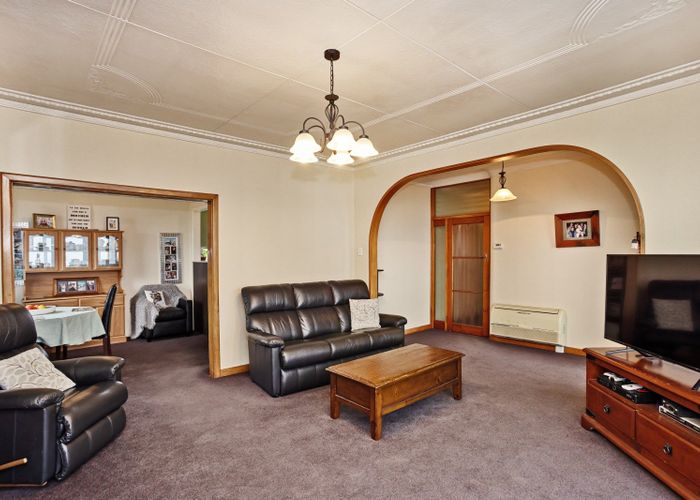  at 180 Marine Parade, Bluff, Bluff