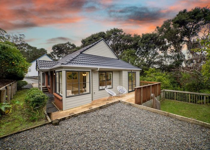  at 2/9 Antrim Grove, Bayview, Auckland