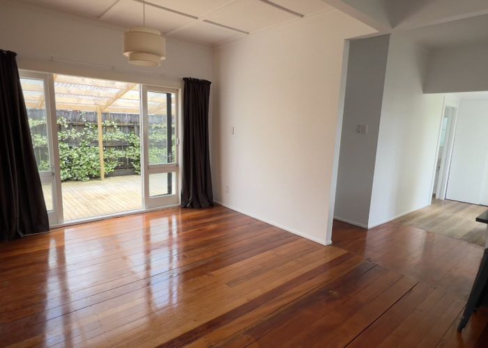  at 11 Rimu Street, New Lynn, Auckland