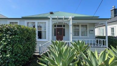  at 4 Tainui Road, Devonport, Auckland