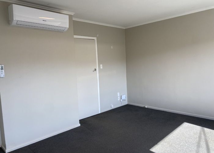  at 2/35 Dunns Street, Silverstream, Upper Hutt, Wellington