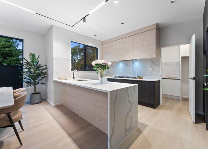  at 8 Breeze Lane, Silverdale, Rodney, Auckland