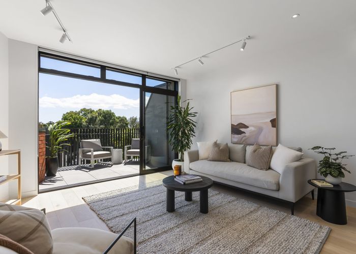  at 1/52 Sainsbury Road, Mount Albert, Auckland