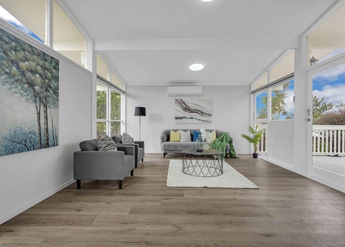  at 9 Frangipani Avenue, Manurewa, Manukau City, Auckland