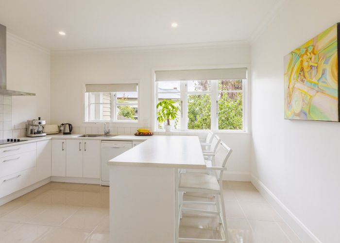  at 35 Milton Road, Bluff Hill, Napier