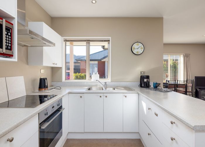  at 39 Streamside Court, Woolston, Christchurch