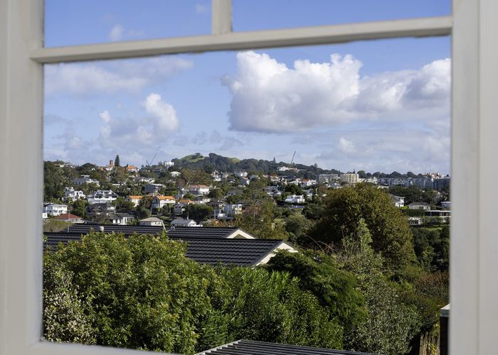  at 4/262 Victoria Avenue, Remuera, Auckland