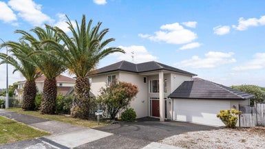  at 425 Old Te Atatu Road, Te Atatu Peninsula, Auckland