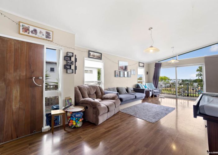  at 45 Ayton Drive, Totara Vale, Auckland