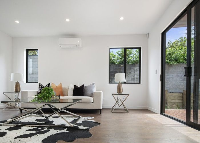 at 21 County Road, Torbay, North Shore City, Auckland