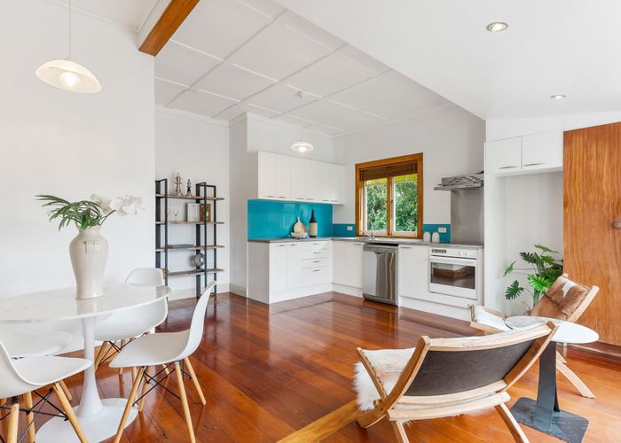  at 1/16 Pine Street, New Lynn, Waitakere City, Auckland