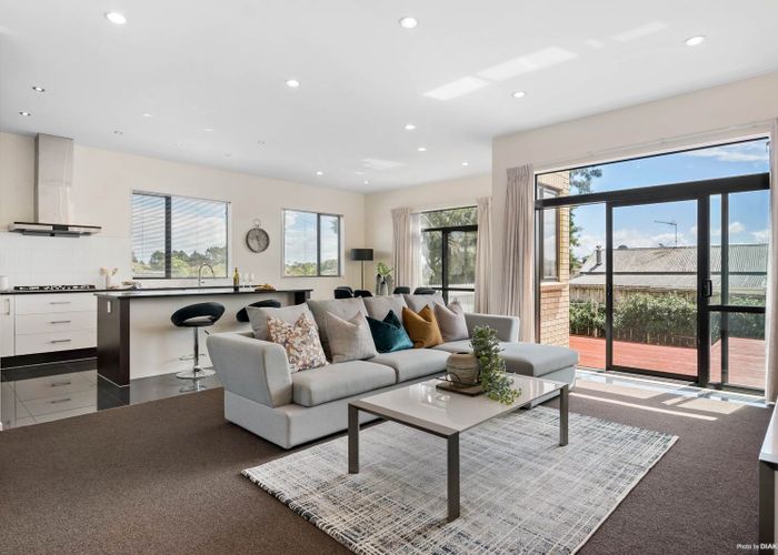  at 39 Rosedale Road, Pinehill, Auckland