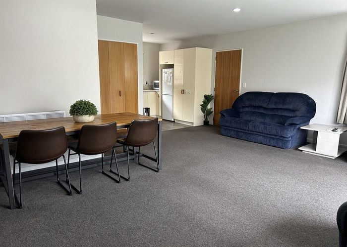  at 3/5 Craven Street, Sockburn, Christchurch