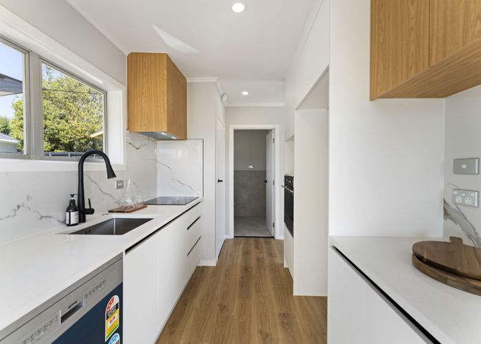  at 11 Redwood Drive, Massey, Auckland