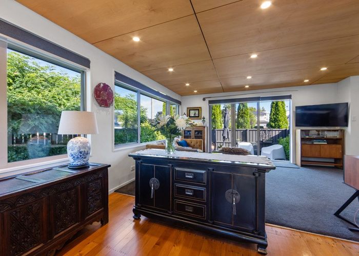  at 108 Hawthorne Street, Strowan, Christchurch City, Canterbury