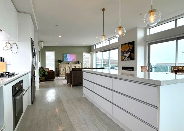  at 72 Waikite Road, Welcome Bay, Tauranga