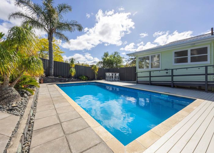  at 48 Atkinson Road, Titirangi, Waitakere City, Auckland